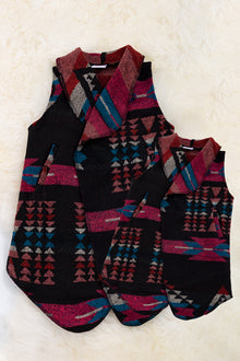  (Women) Black & pink aztec printed cardigan with pockets. TPW65153025 MARY