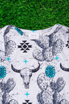 Cactus & bull skull printed  infant gown. PJB65153004 M