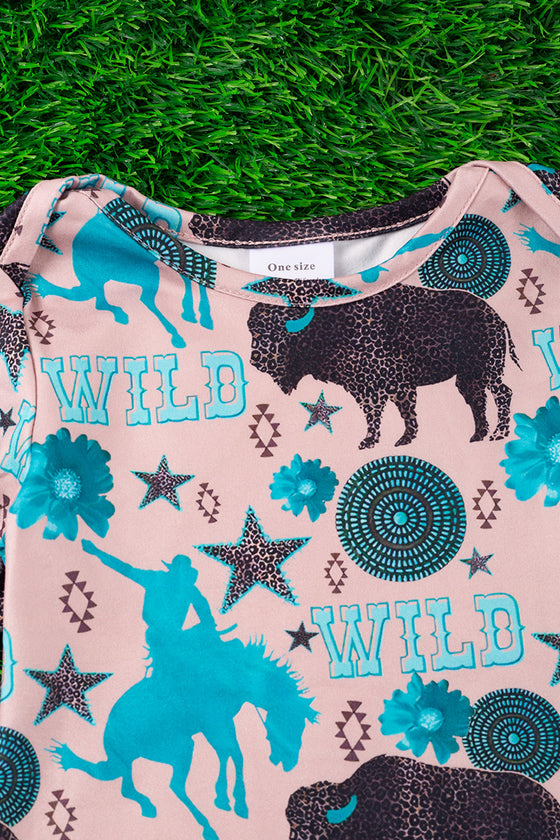 Wild Bison printed  infant gown. PJB65153005 M