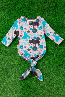  Wild Bison printed  infant gown. PJB65153005 M