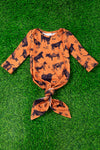 Good stock printed  infant gown. PJB65153008 M
