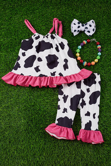  Cow printed tunic & cow bottoms. OFG25153099 LOI