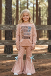 Yeehaw" Brown-tan checkered outfit. OFG63353 MON