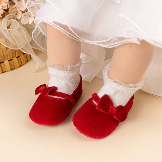 Red Cute Velvety baby shoes. CG5358