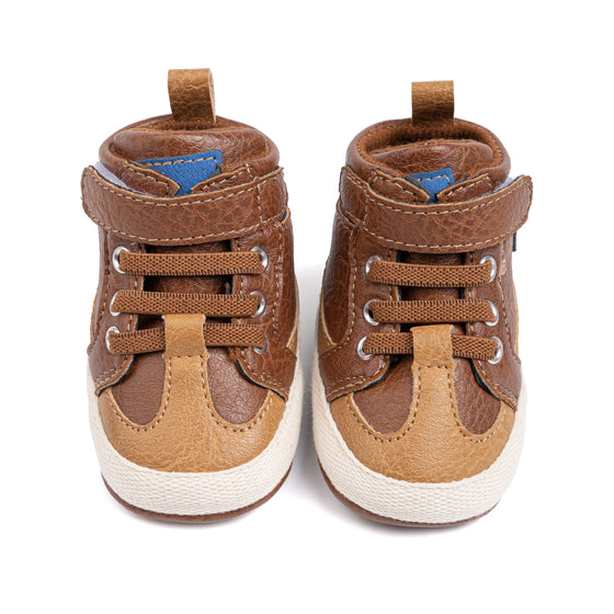 3 Tone apricot pleather baby shoes. CG5172
