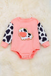 Cow applique baby onesie w/ snaps. RPG65133077 AMY