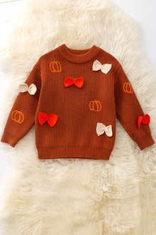  Brown pumpkin and bow knit pullover sweater. TPG50762 AMY