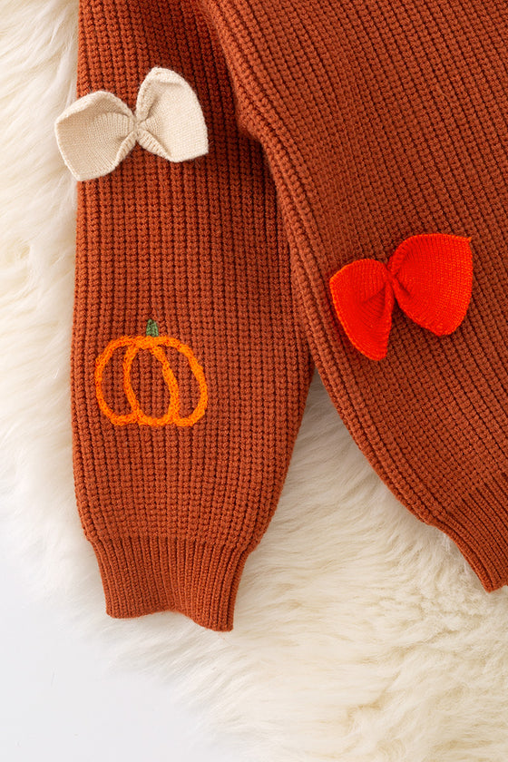 Brown pumpkin and bow knit pullover sweater. TPG50762 AMY
