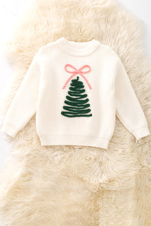  Creamy knit pullover sweater with tree embroidery.  TPG51194 SOL