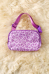 Cute printed fanny pack! Available in 2 colors!