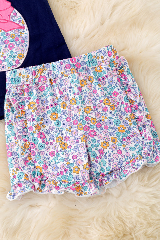 Floral apple applique top & floral ruffle shorts. OFG50718