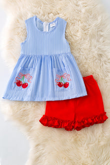  Cherry pocket tunic and red ruffle shorts. OFG50358 JEANNE