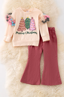  OFG41877 AMY: Merry Christmas ivory sweatshirt & corduroy pants.