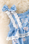White seashell on blue baby onesie w/snaps. RPG50643 AMY
