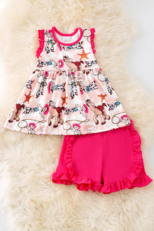  Yee haw Jessie, woody & bulls eye printed tunic & fuchsia shorts. OFG50877 AMY