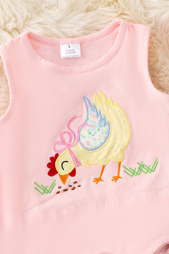 Chicken applique scalloped hem top and floral ruffle shorts. OFG50357 AMY
