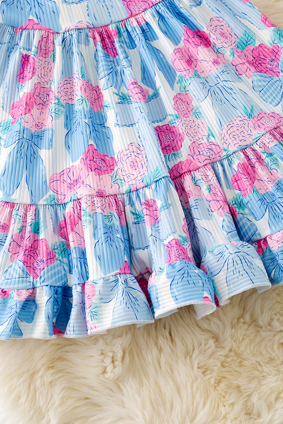 Floral & coquette bow printed tiered swing dress.   DRG51352 AMY