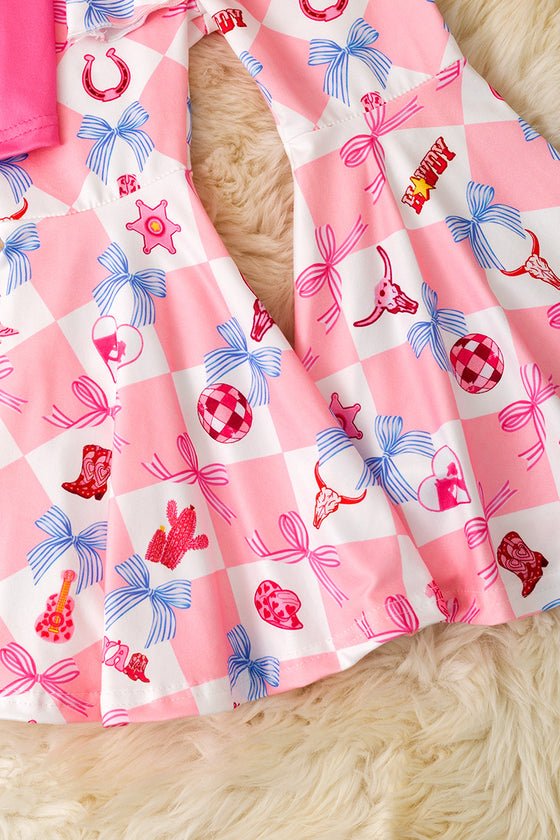 Howdy bell sleeve top and bell bottoms. OFG53462 SOL