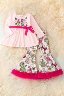  Grin off on lt. pink tunic and multi-printed bell bottoms with faux fur bells. OFG53239 amy