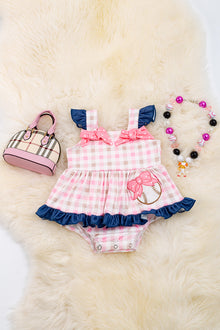  Pink plaid baby onesie / Baseball application detail & ruffle. RPG55144001 sol