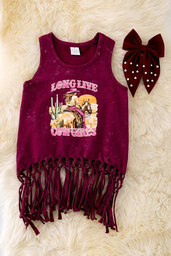 "Long live cowgirls" maroon graphic printed top w/fringe. TPG40429 JEAN