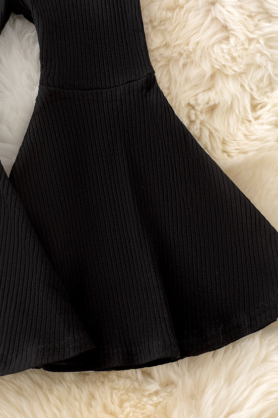 Girls ribbed bell bottoms! (AVAILABLE IN 3 COLORS)