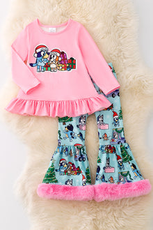  Character printed on pink tunic & blue bell bottoms. OFG42870 AMY