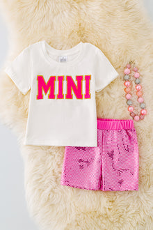  Mini patch tee & shimmery shorts. OFG40875 JEAN