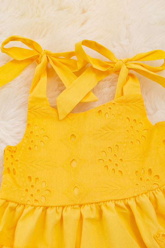 Yellow embroidered dress with ruffle hem. DRG20204007 JEANN