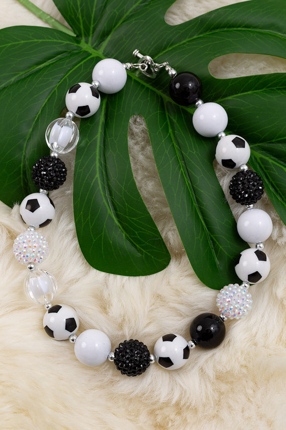 Black & white soccer bubble necklaces w/soccer pendant. 3pcs/$12.00 ACG55114001 M