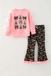 Camouflage Christmas tree & bow printed sweatshirt & pants. OFG61876 MONSE