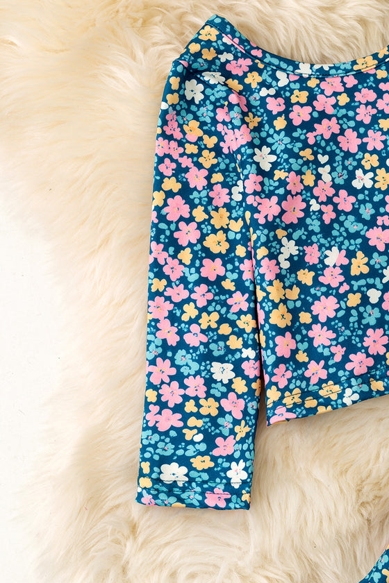 Floral printed long sleeve crop top & ruffle layered skort. OFG60156 SOL