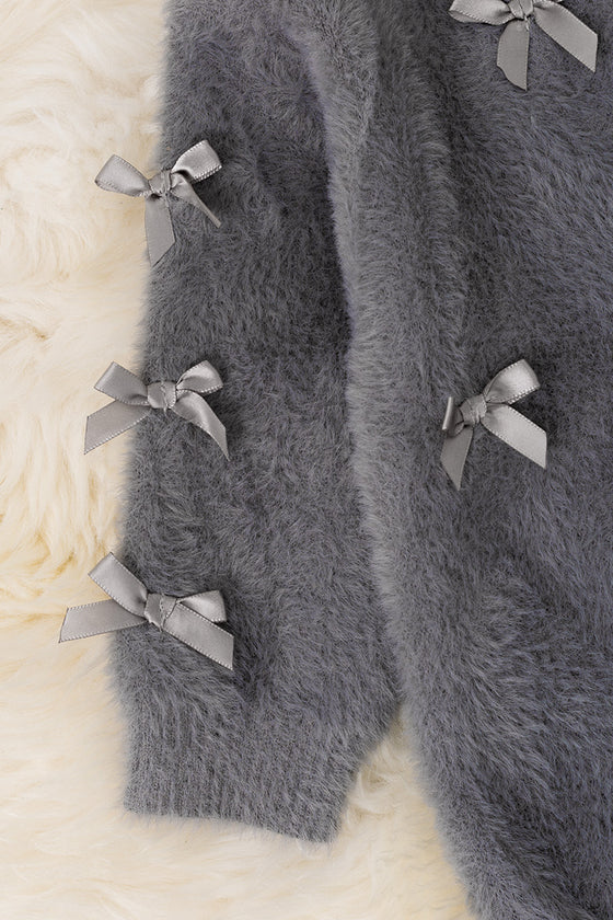 Gray button up cardigan with peal buttons. TPG52053 AMY