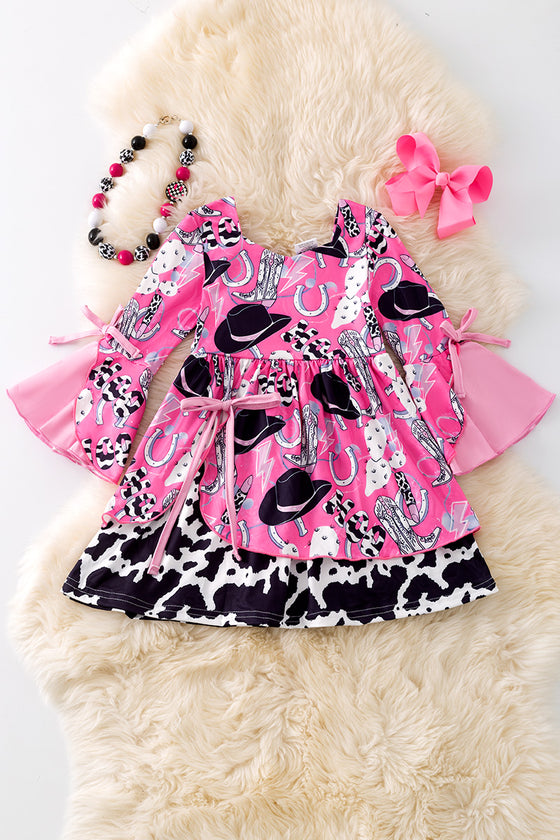 Cowgirls fuchsia printed dress with bell sleeves. DRG20009 Sol