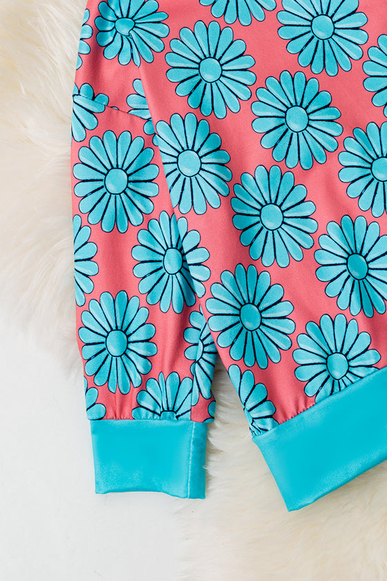 Concho printed on coral 2 piece set. OFG60359 JEAN