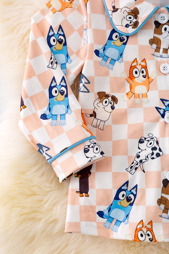 PJG40147 AMY: Character, checkered printed pajama set.