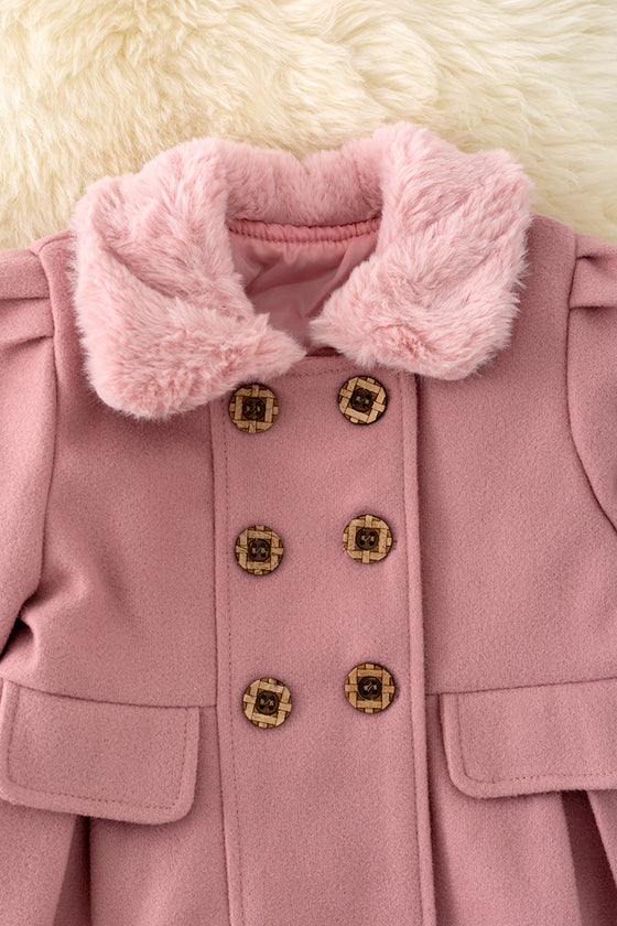 TPG40410 JEANNE: Pleated blush jacket with fur collar. ❄️