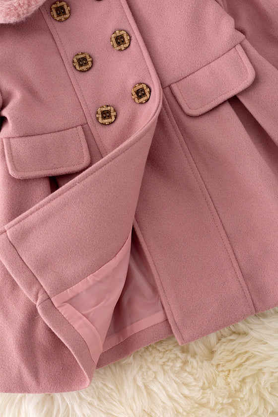 TPG40410 NAYDINE: Pleated blush jacket with fur collar. ❄️