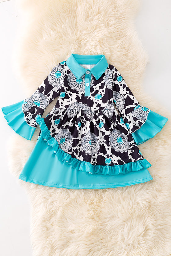 Concho & cow printed bell sleeve top. (Western)  DRG54118 SOL
