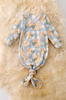  Counting sheep printed baby gown. PJB50014