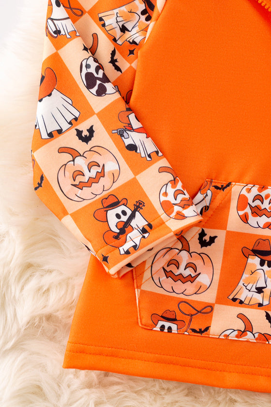 Multi-printed Halloween pullover. TPG50984