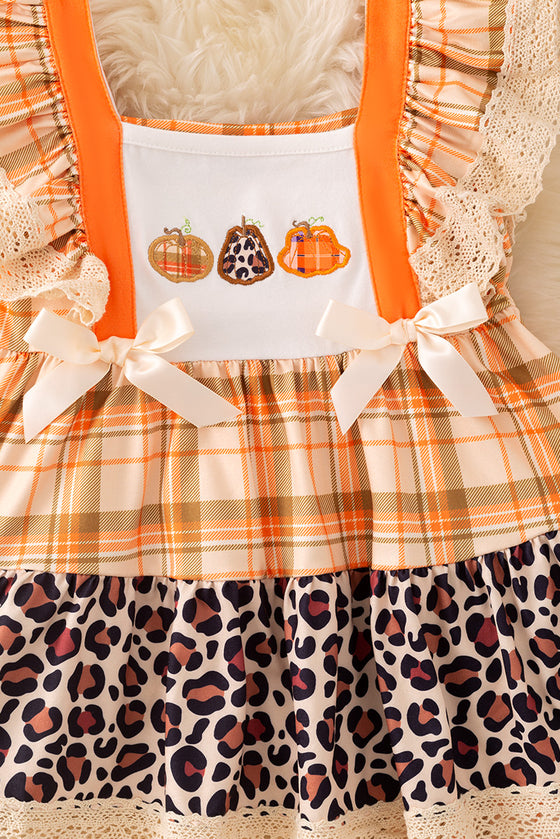 Orange plaid & animal printed tunic and matching leggings. OFG51045 AMY