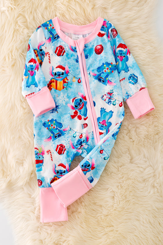 RPG40839 WEN: Christmas character printed baby onesie.