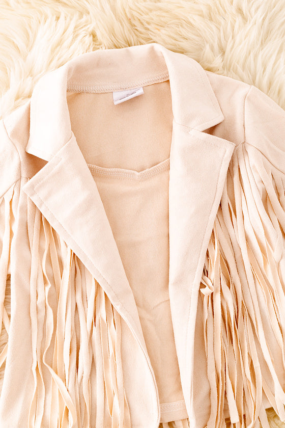 Ivory faux suede fringe jacket. TPG651522239 SOL1