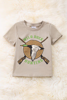  "Wild Duck Hunting" Sand green duck printed boys tee.TPB40102 AMY