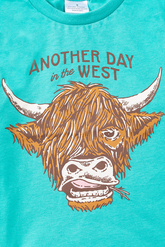 "Another day in the west" Aqua Highland cow printed boys tee-shirt. TPB40096 loi