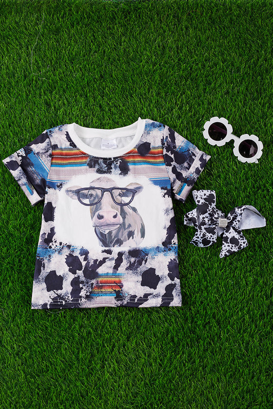 Women, fancy cow graphic tee-shirt. TPW25113001-Sol
