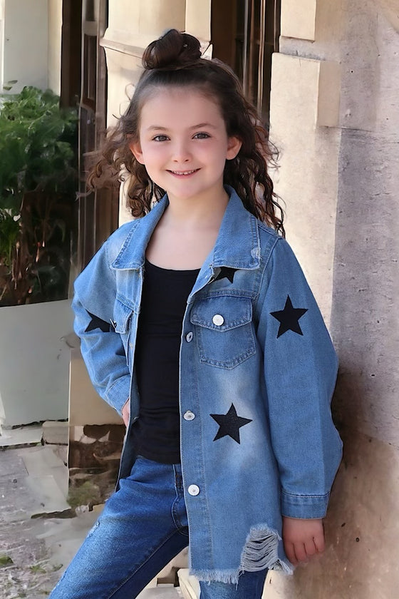 Embroidered star on denim jacket w/distressed hem. TPG65153048-AMY