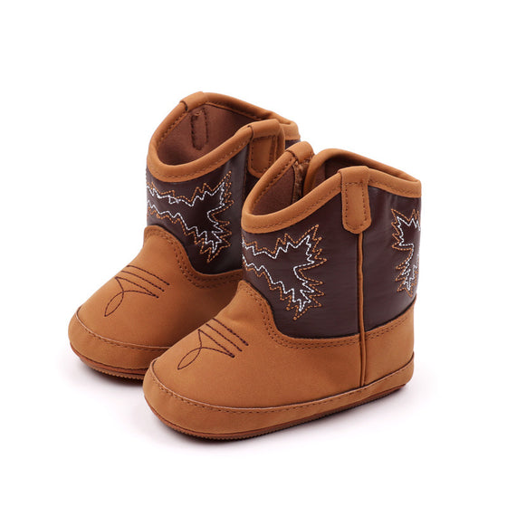 2 baby boots with velcro. BHX3210