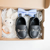 Super cute pleather baby shoes. Available in 2 colors! HMZ165